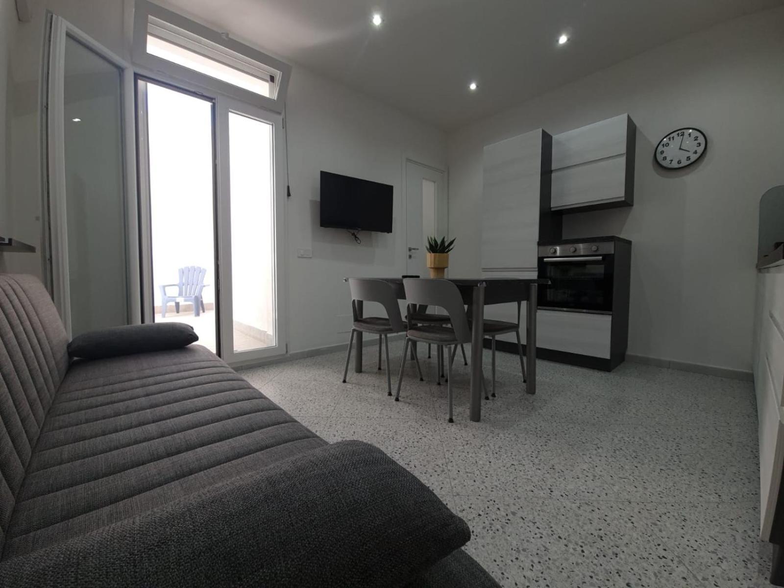Private House 14