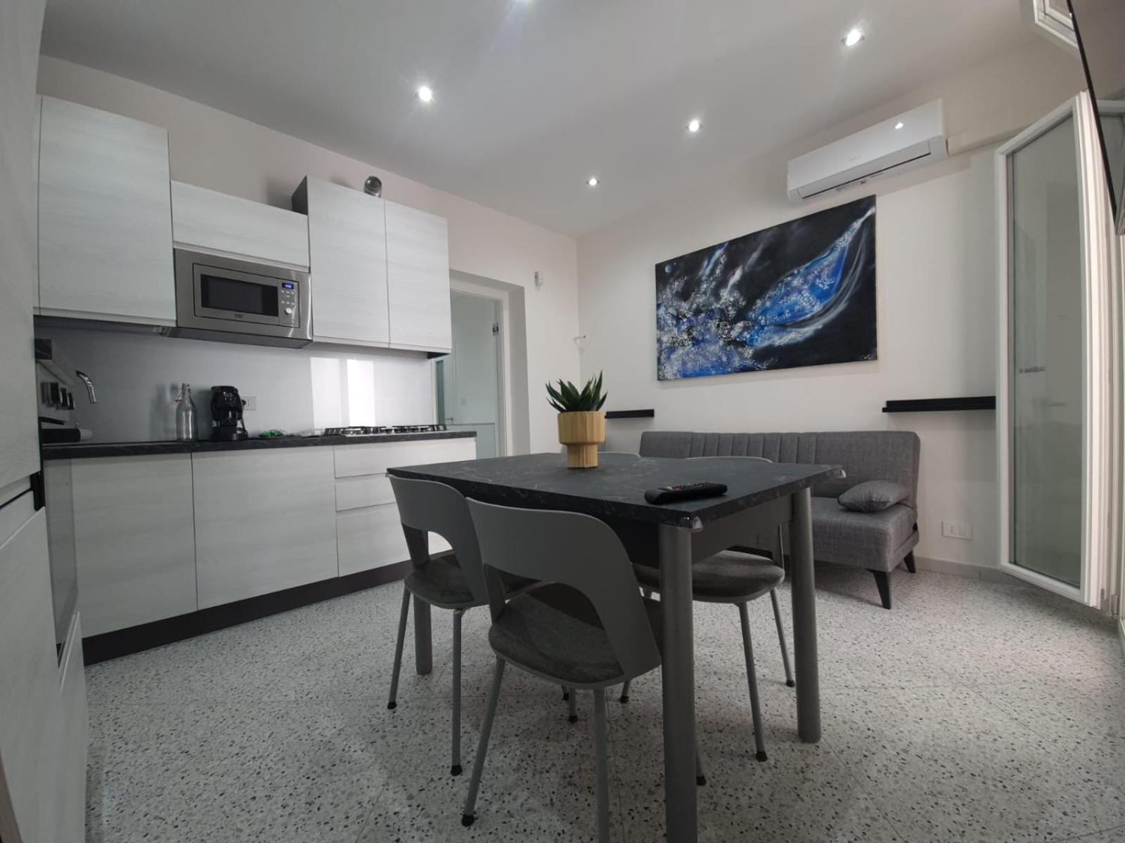 Apartment Private House 14